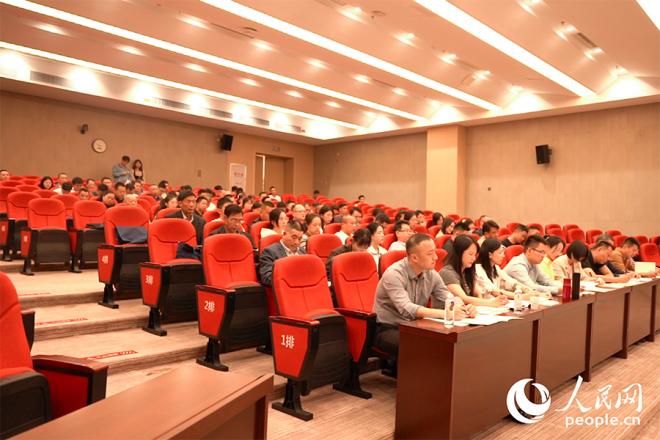 培訓(xùn)現(xiàn)場。實(shí)習(xí)生 鄭舒塵攝