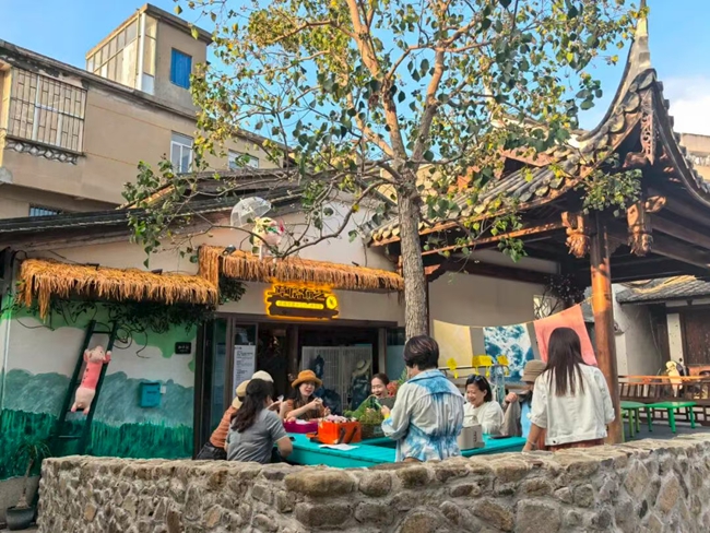 市民游客體驗(yàn)非遺手作