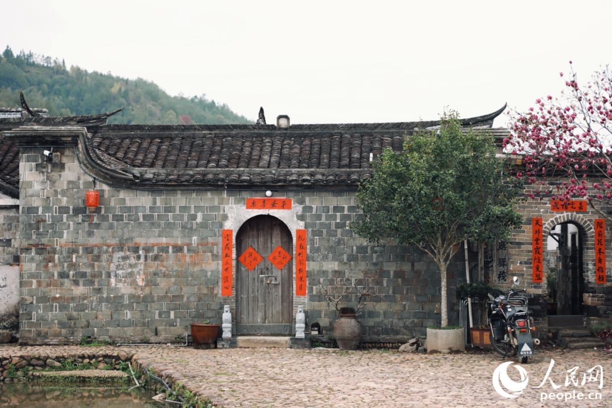 福建客家古村培田村完整保存著7.2萬平方米明清建筑群。人民網(wǎng)記者 李唯一攝
