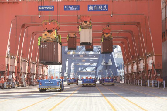 廈門港海潤碼頭——國內(nèi)首個傳統(tǒng)集裝箱碼頭全流程智能化改造項目