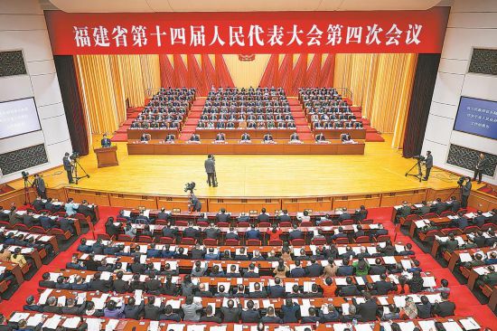 1月27日上午，福建省十四屆人大四次會議在福建會堂隆重開幕。記者 王毅 攝